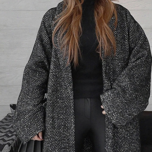 COMING SOON ⚠️🔜 LONG SLEEVE OVERSIZED WOVEN BLACK+ GREY  MELANGE COAT - Picture 3 of 4